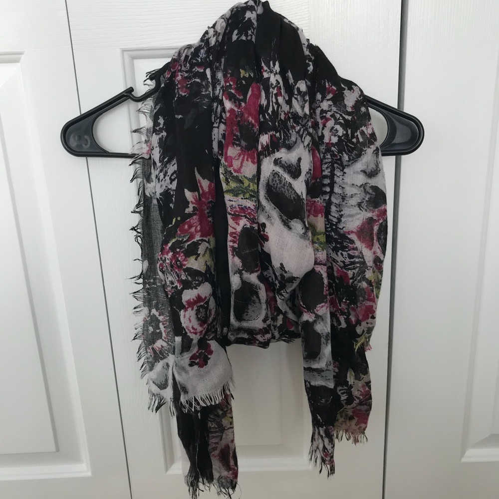 Express Black Floral Skull Fashion Scarf
